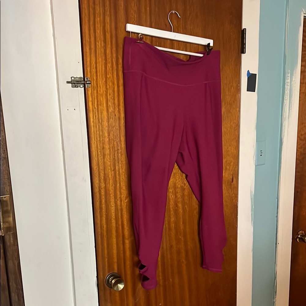 Old Navy Stylish Magenta Leggings